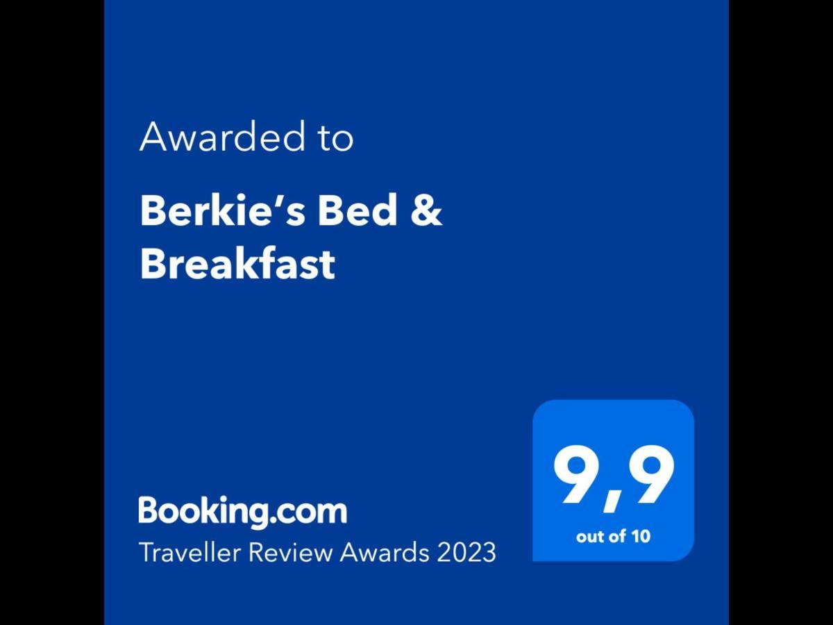 Berkie'S Bed & Breakfast Порт-Алберни Экстерьер фото
